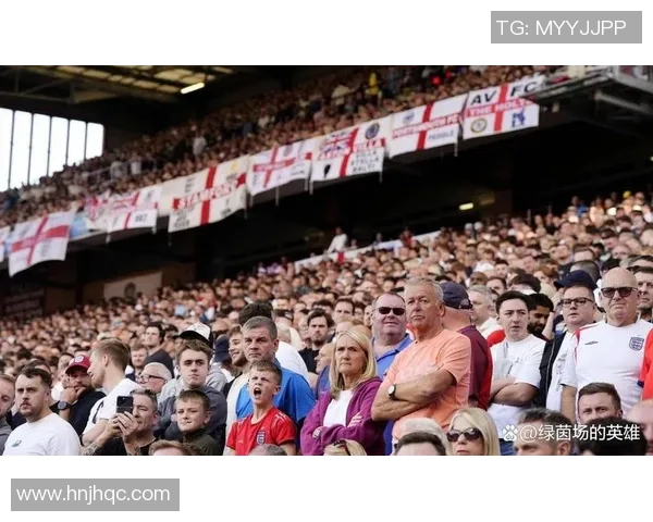 被欧洲球迷频繁批评的足球明星背后的真相与争议